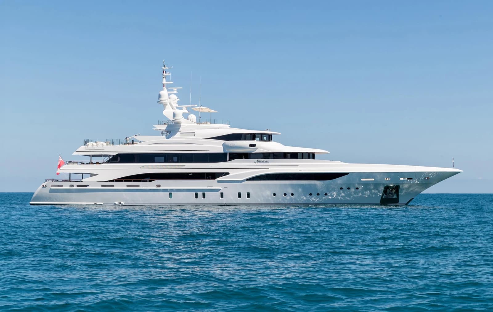 FORMOSA: A Unique Chartered Experience Across Bahamas and Bermuda with Yacht Cloud