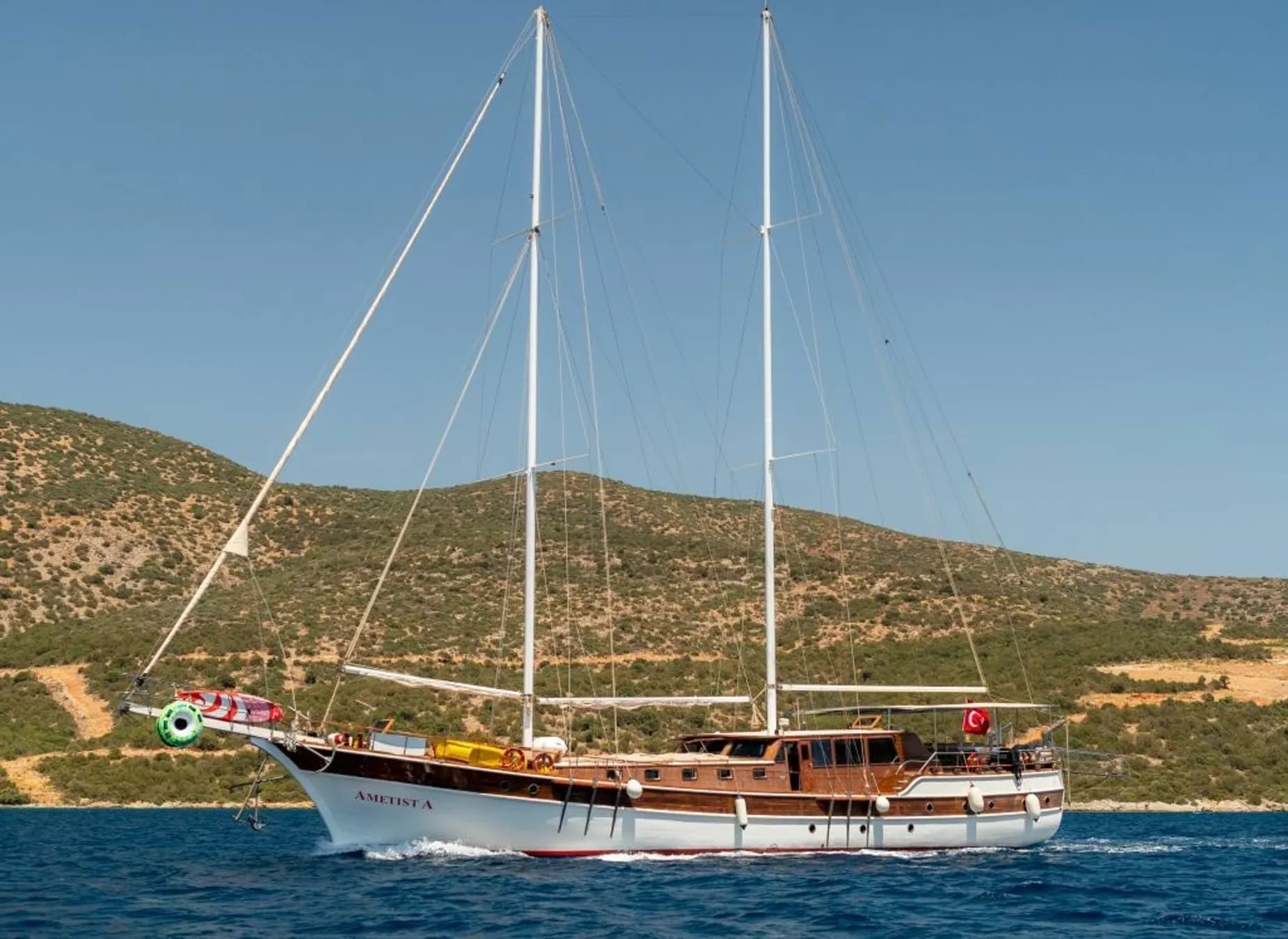 Embark on a Blue Voyage Aboard Gulet Ametist A