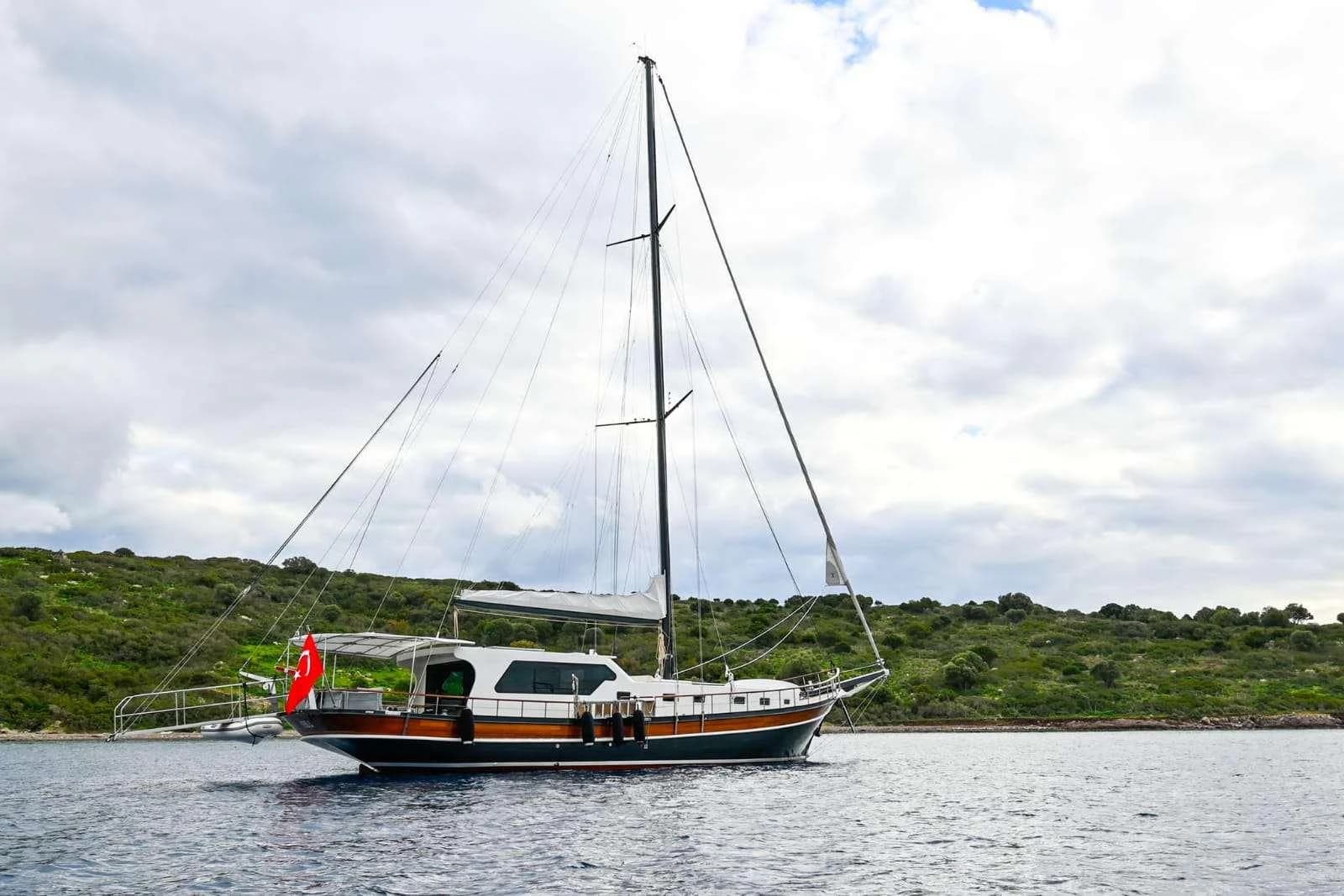 Experience Luxury on The Waves: Charter the Refurbished Gulet ESER 1
