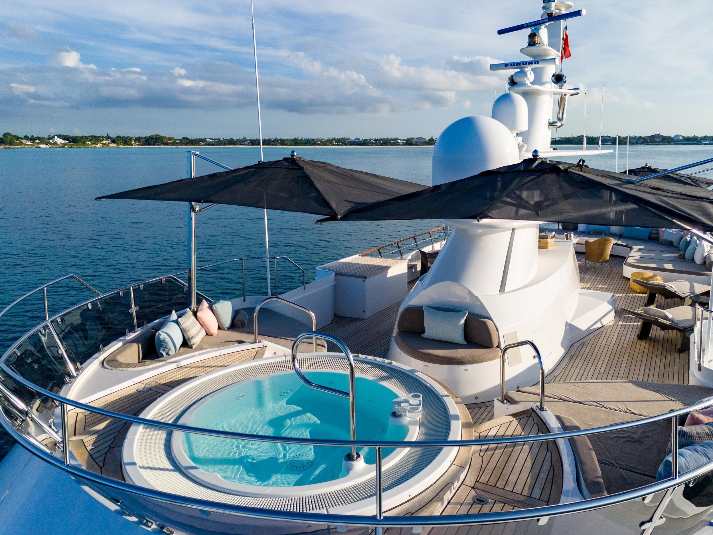 M/Y SHAKE N’ BAKE TBD: Luxurious Caribbean and Bahamas