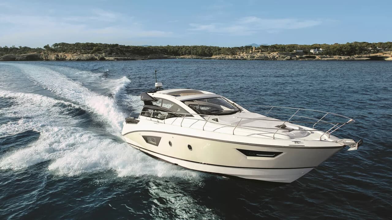 Experience Mediterranean Sea on the Bénéteau Gran Turismo 46