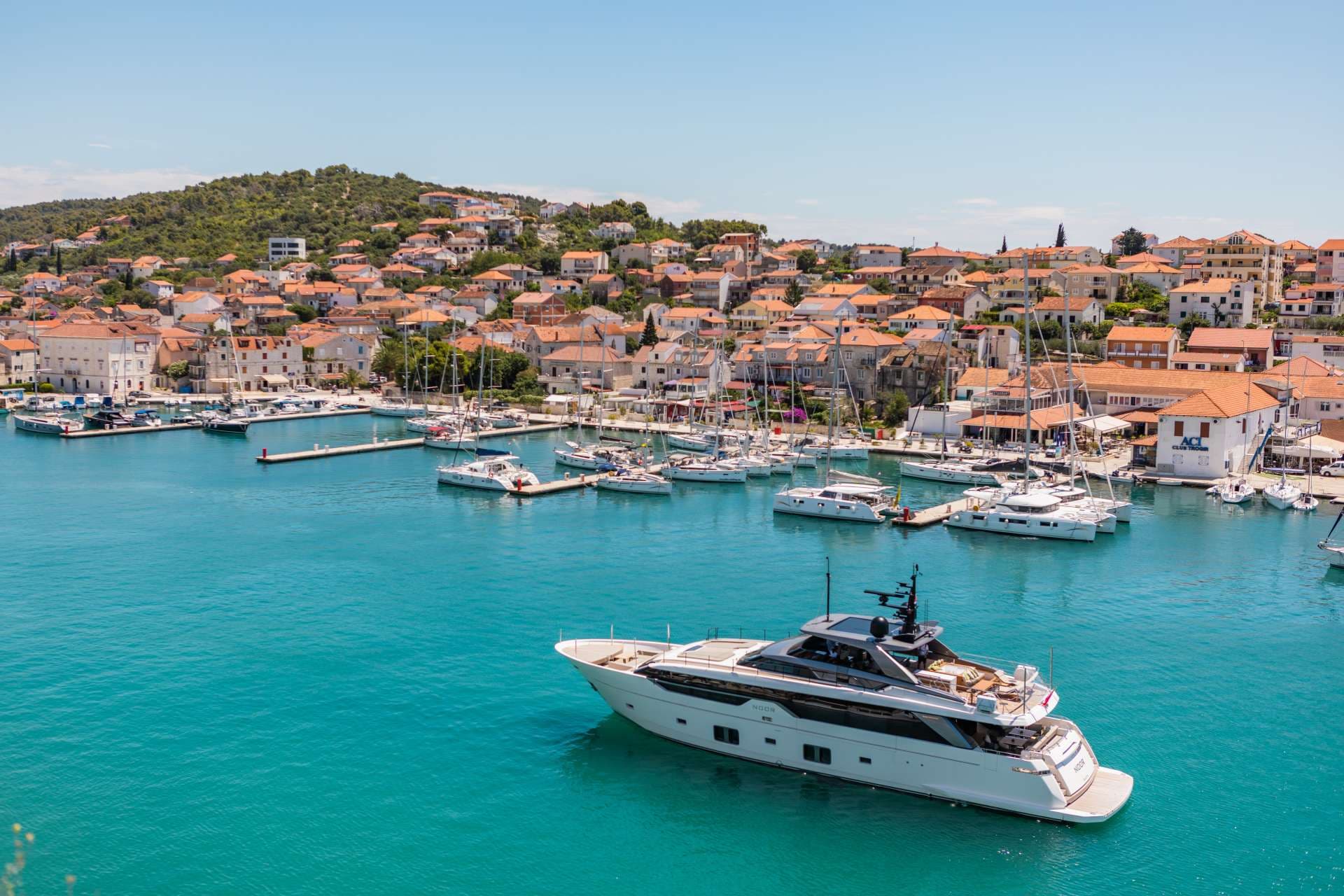 Charter the Asymmetric Superyacht Noor II in Croatia