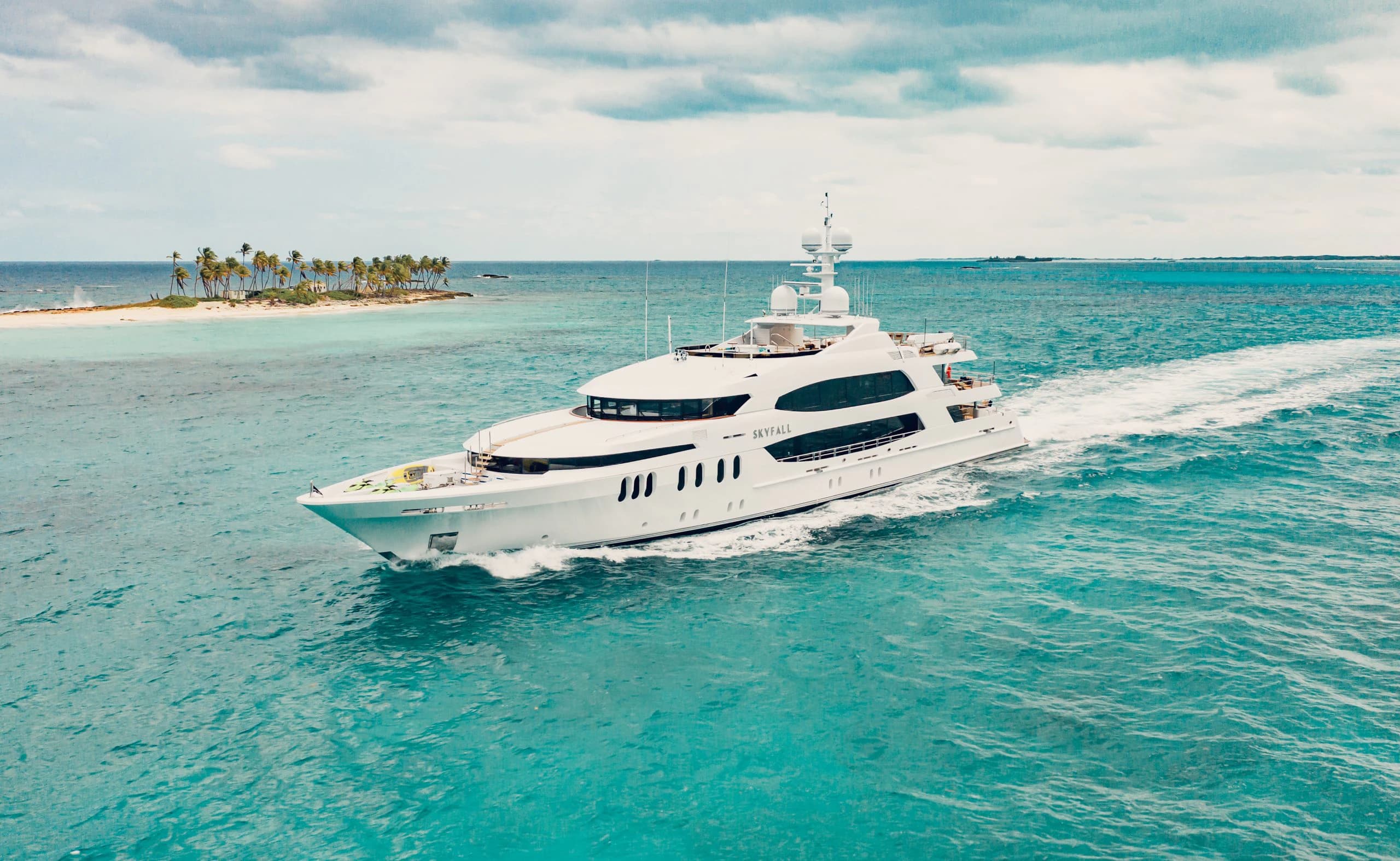 SKYFALL: Winter Holiday Escape to Bahamas and Caribbean