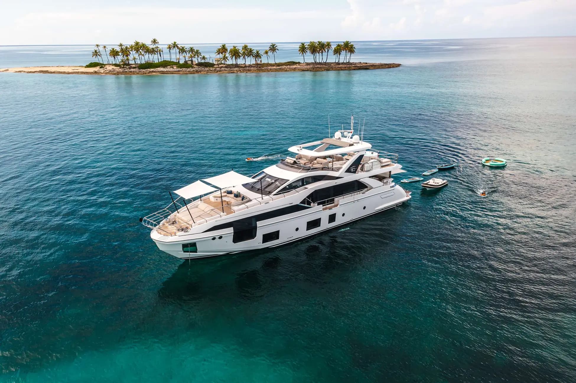 Experience Holiday Aboard MAREA LA NAUTICA in Nassau