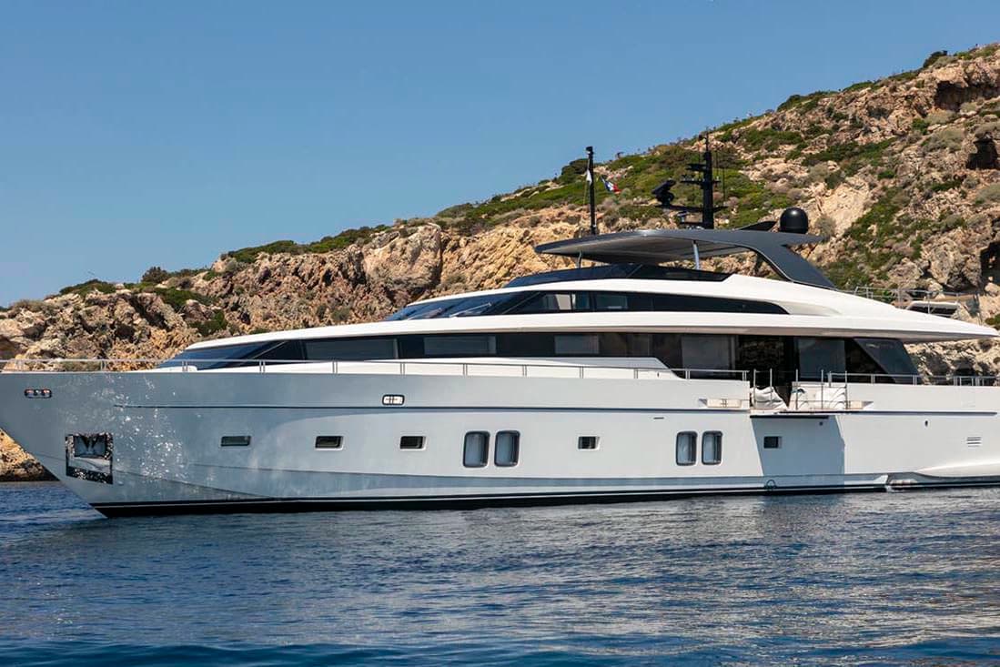 Sanlorenzo SL106: Golden Yacht Awaits in Greece