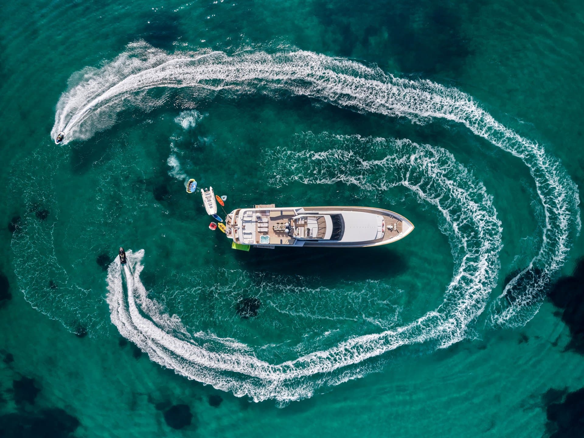 M/Y Lady Rina: Mediterranean Ambiance