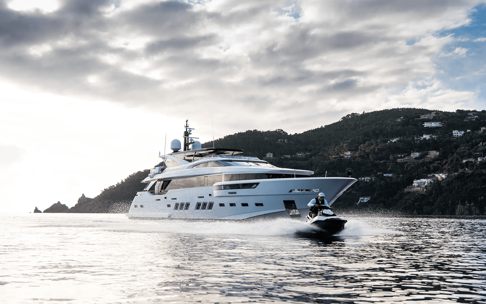 Experience the Monaco Aboard the Luxurious M/Y SOULMATE in 2026