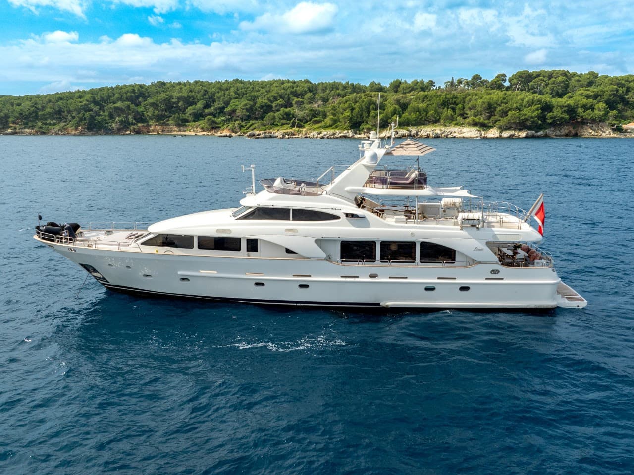 Experience Luxury Yacht Charter in the South of France with M/Y New Star
