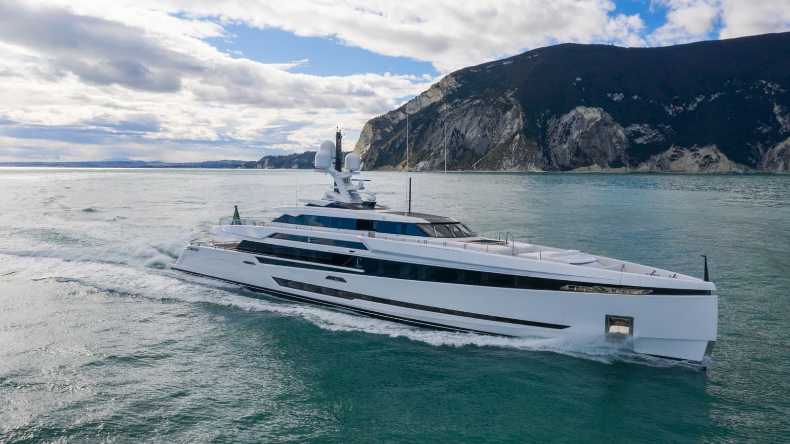 Remarkable Charter Experience with the K2 Yacht