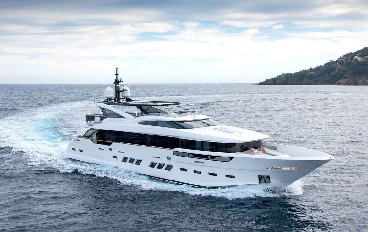 Charter M/Y SOULMATE: A Luxurious Escape in the Mediterranean with Yacht Cloud