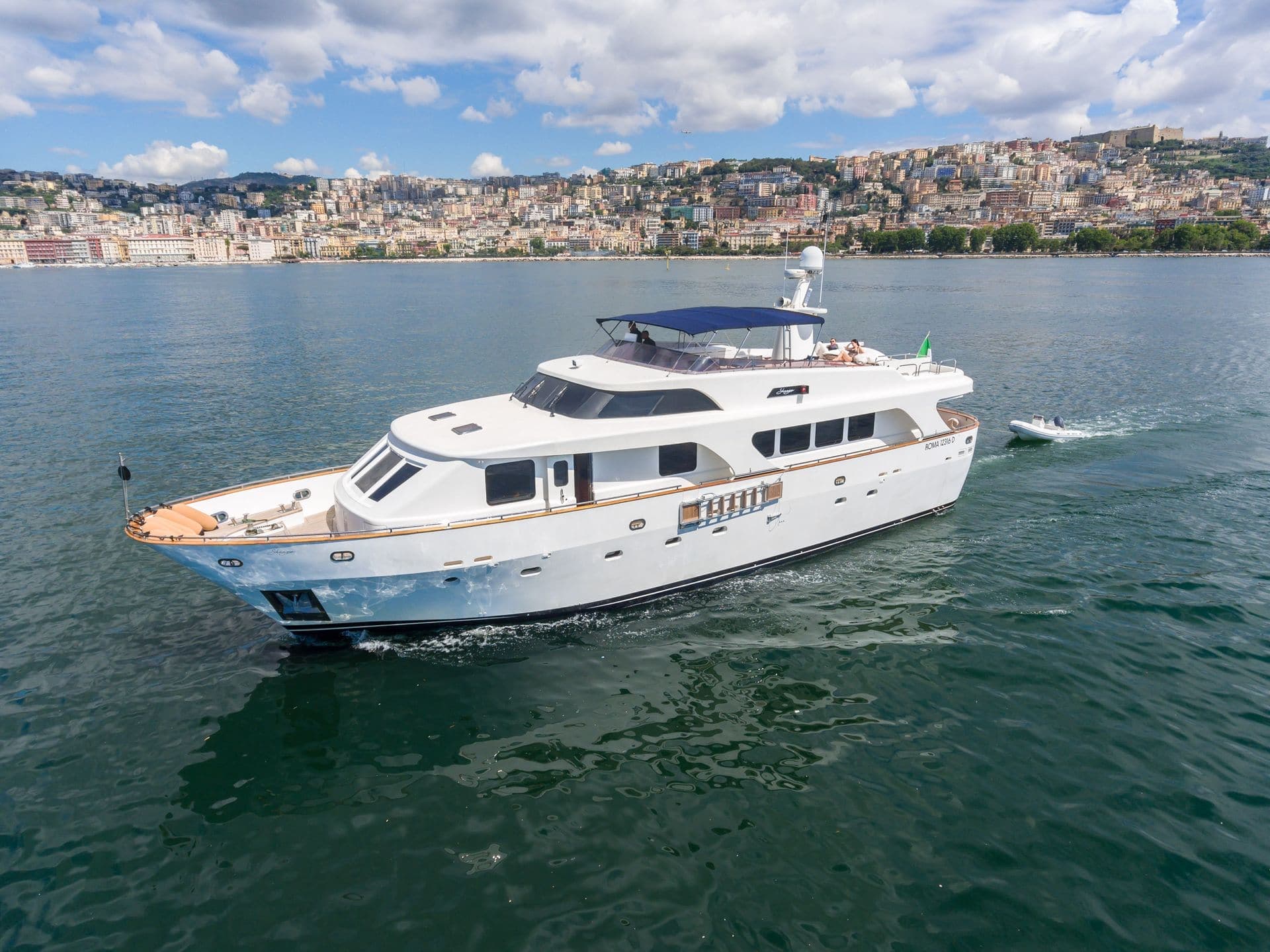 Charter Shangra: A Luxurious Escape in Northern Sardinia with Yacht Cloud