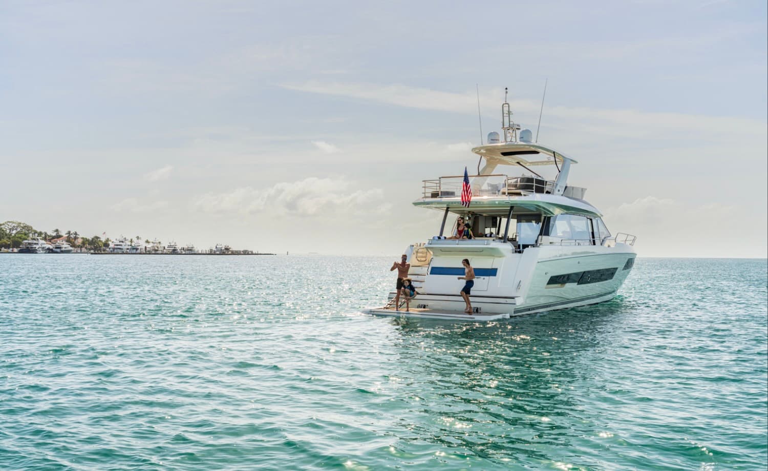 Charter M/Y Bazinga: A Luxurious 70ft Motor Yacht Experience in Croatia