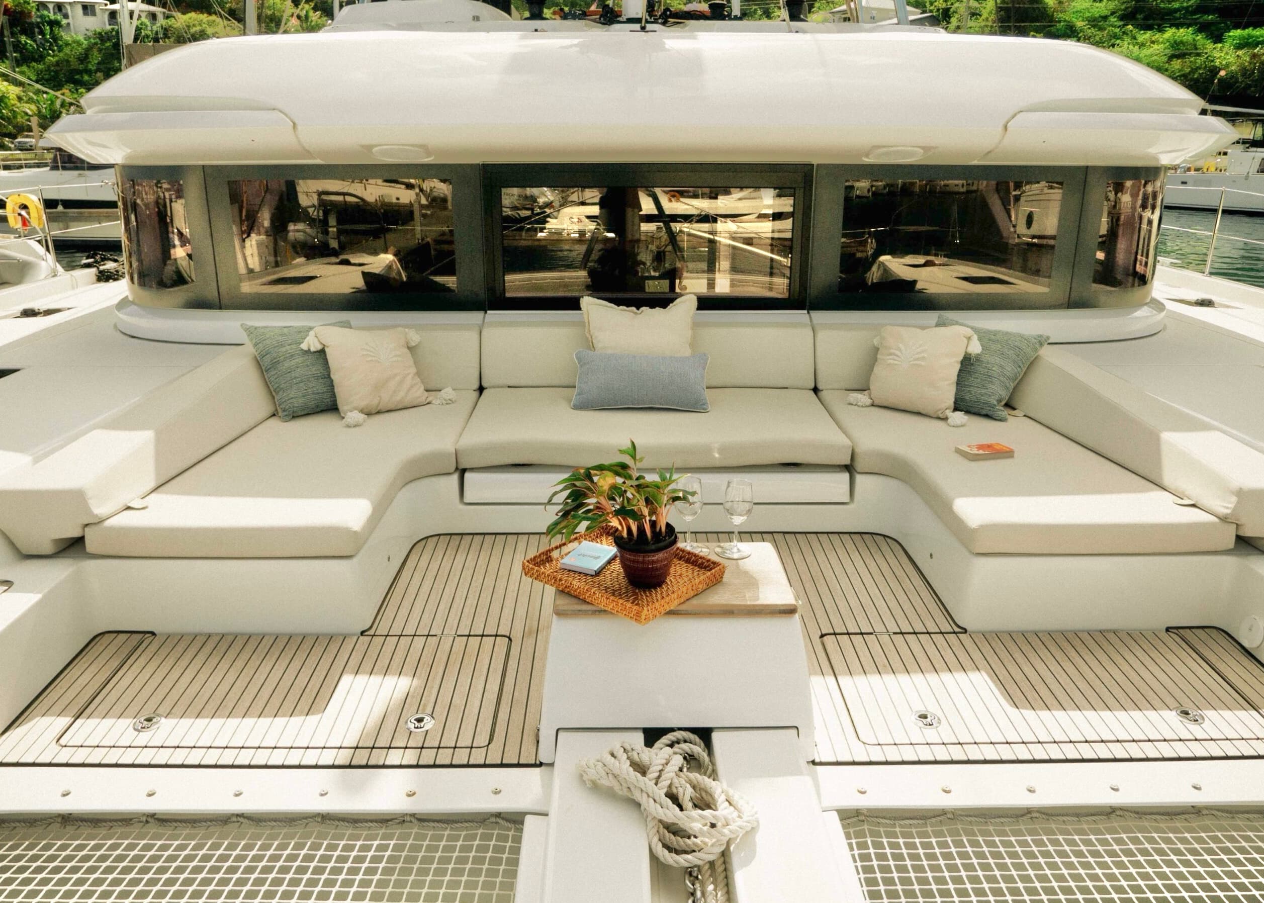 Discount: Charter Luna Nova in the BVI - 10% Off 2026