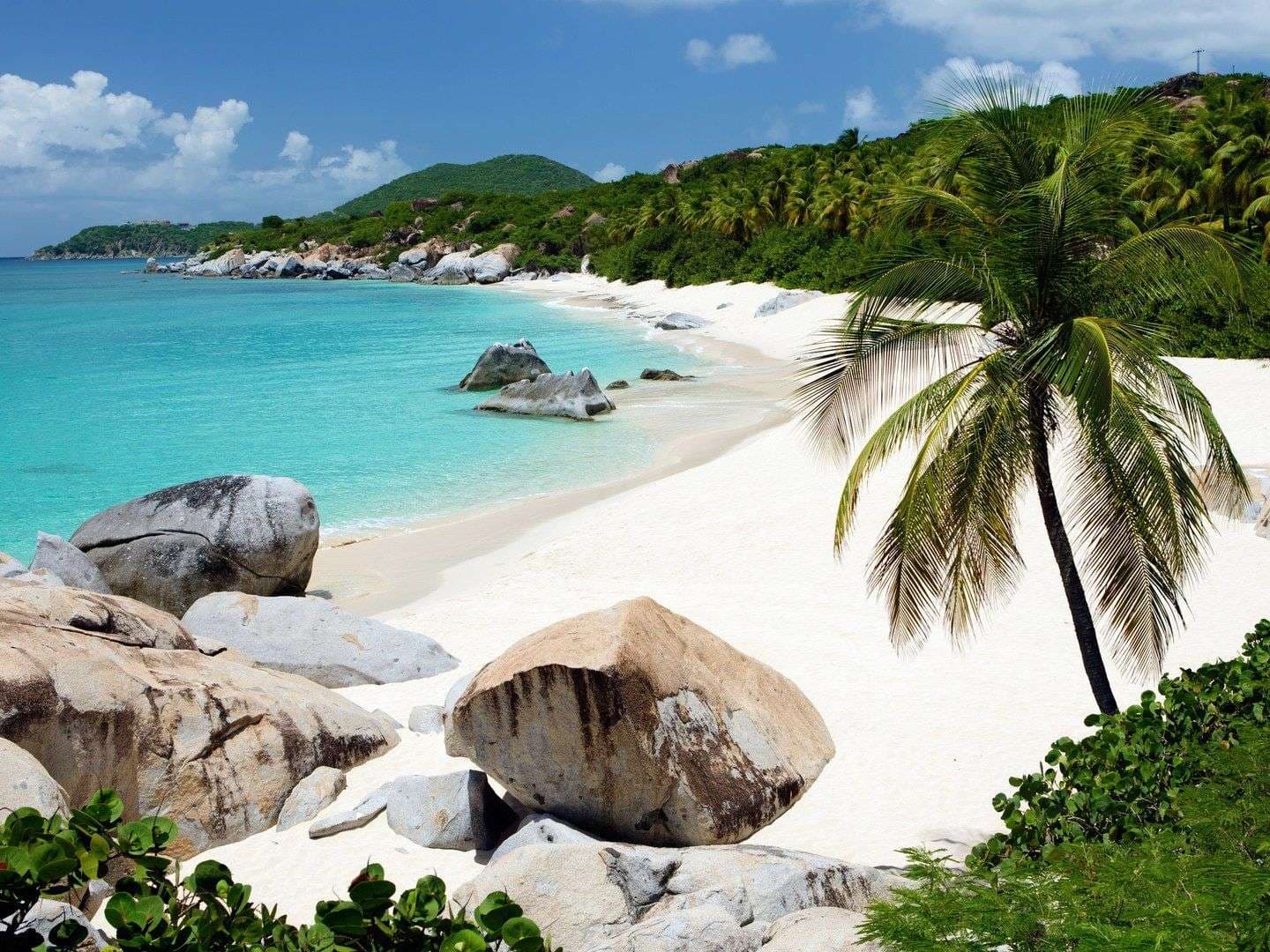 Virgin Gorda marina — Caribbean yacht charter departure port