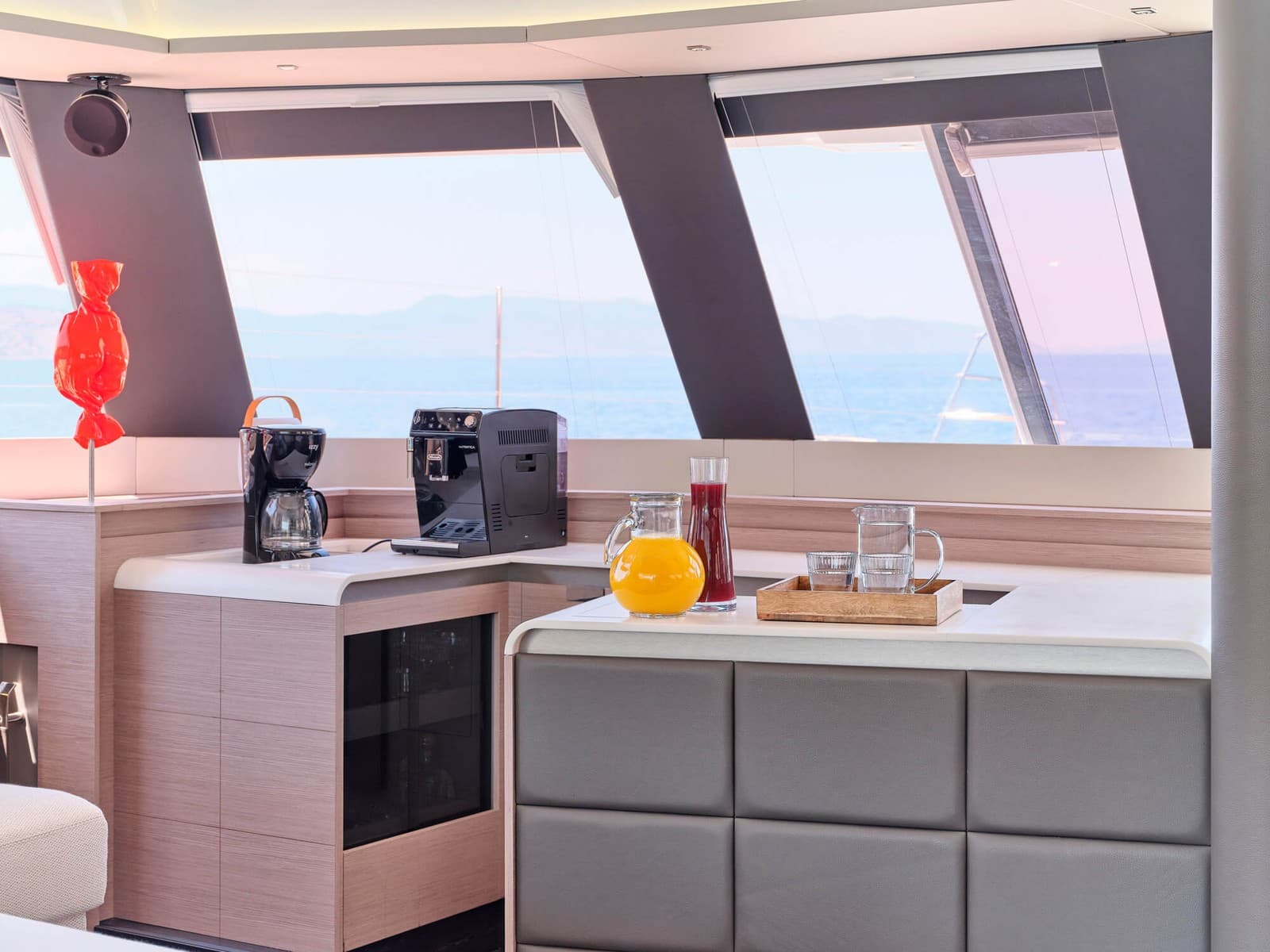 Alexandra II dining