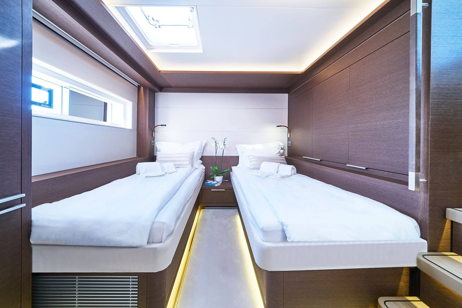 Adriatic Dragon interior