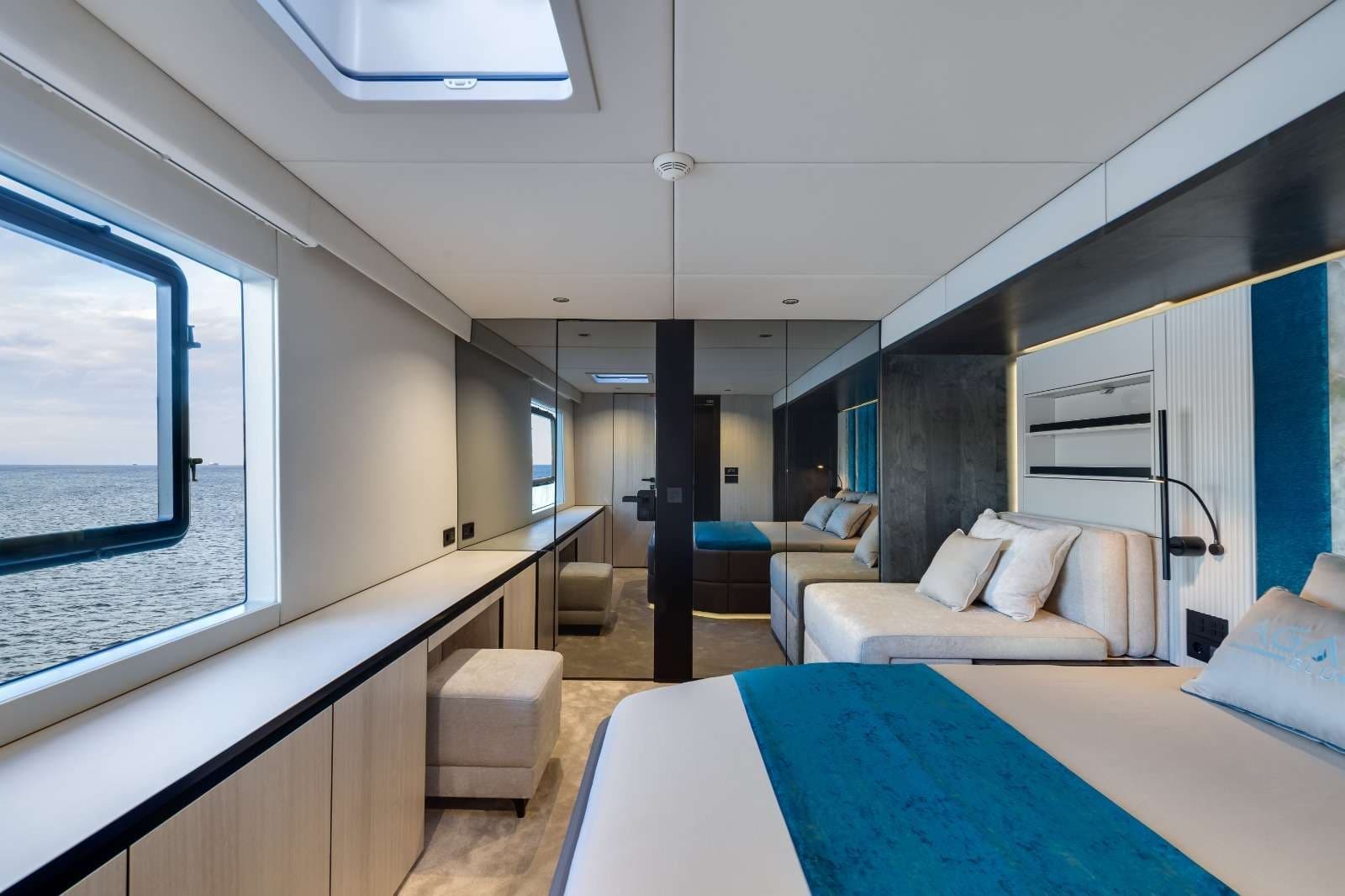 Agata Blu cabin