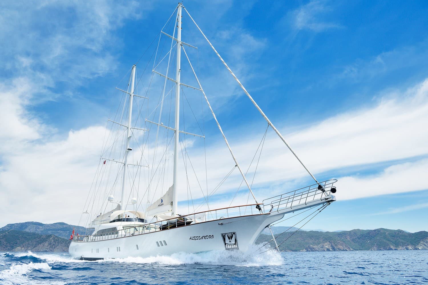 Alessandro exterior