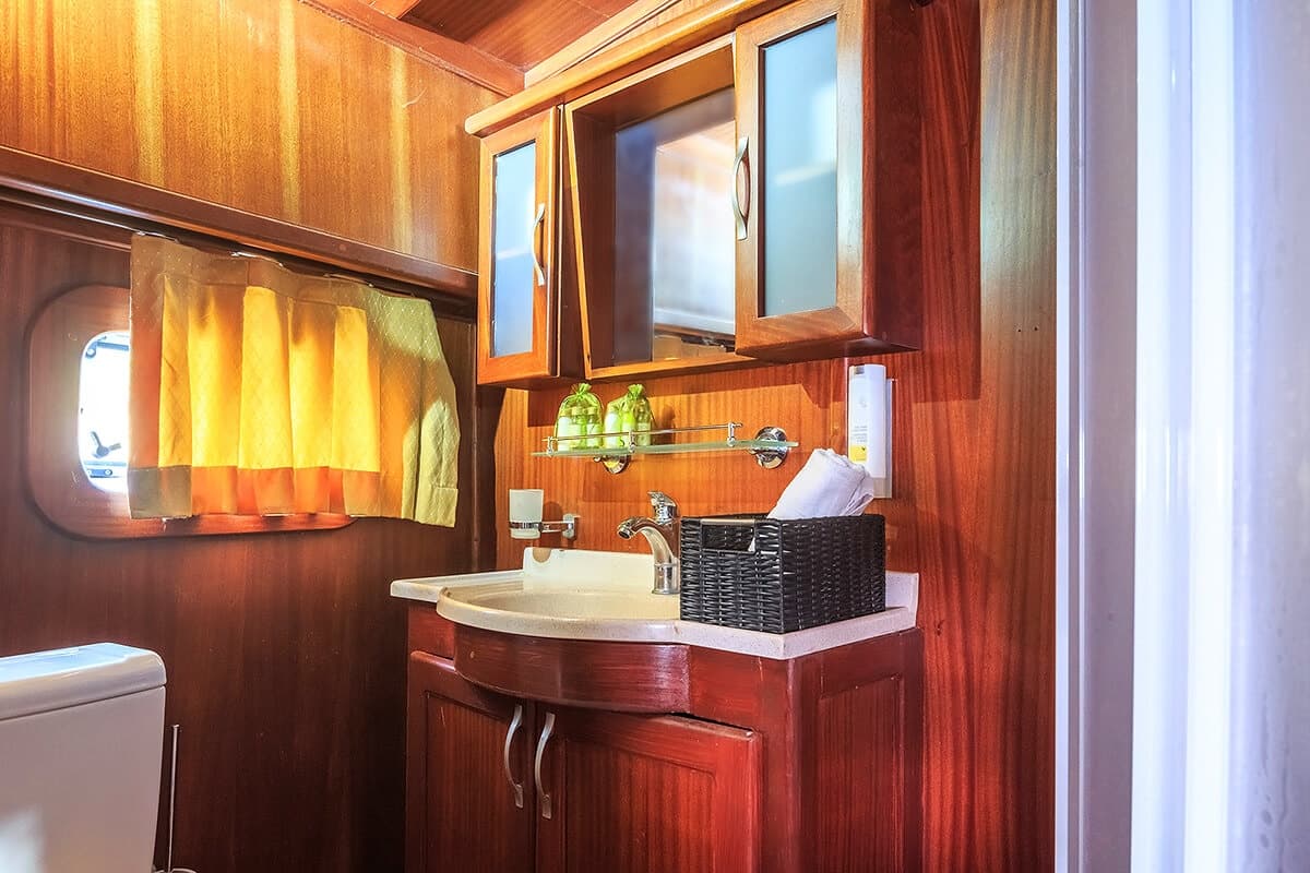 Allure dining