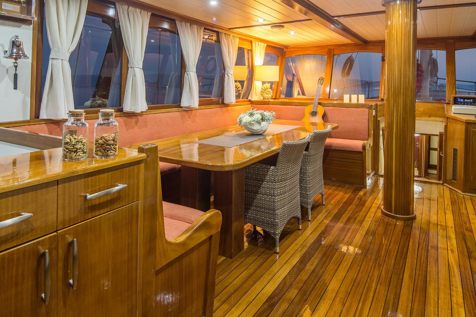 Altair cabin