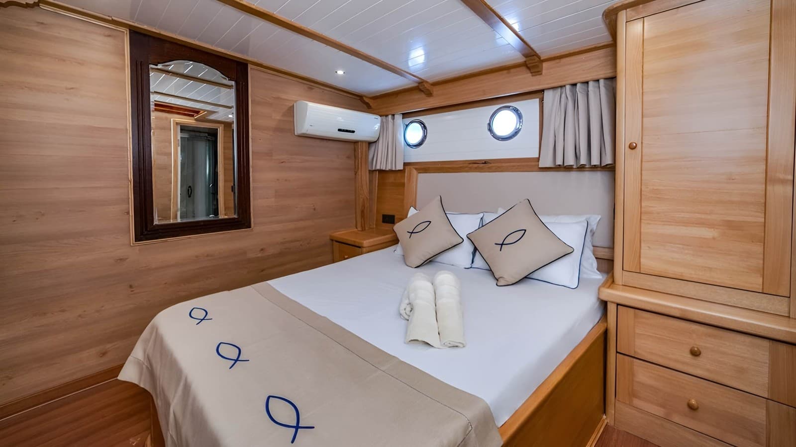 Amazon Solo cabin