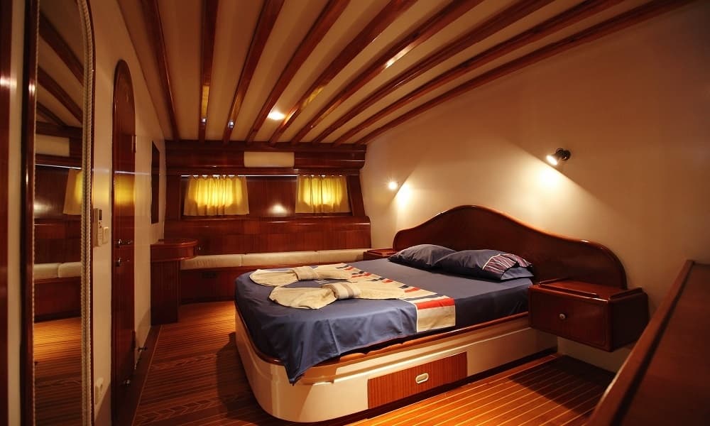 Angelo II cabin