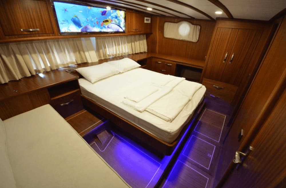 Anka 35 interior