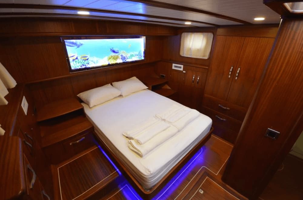 Anka 35 dining