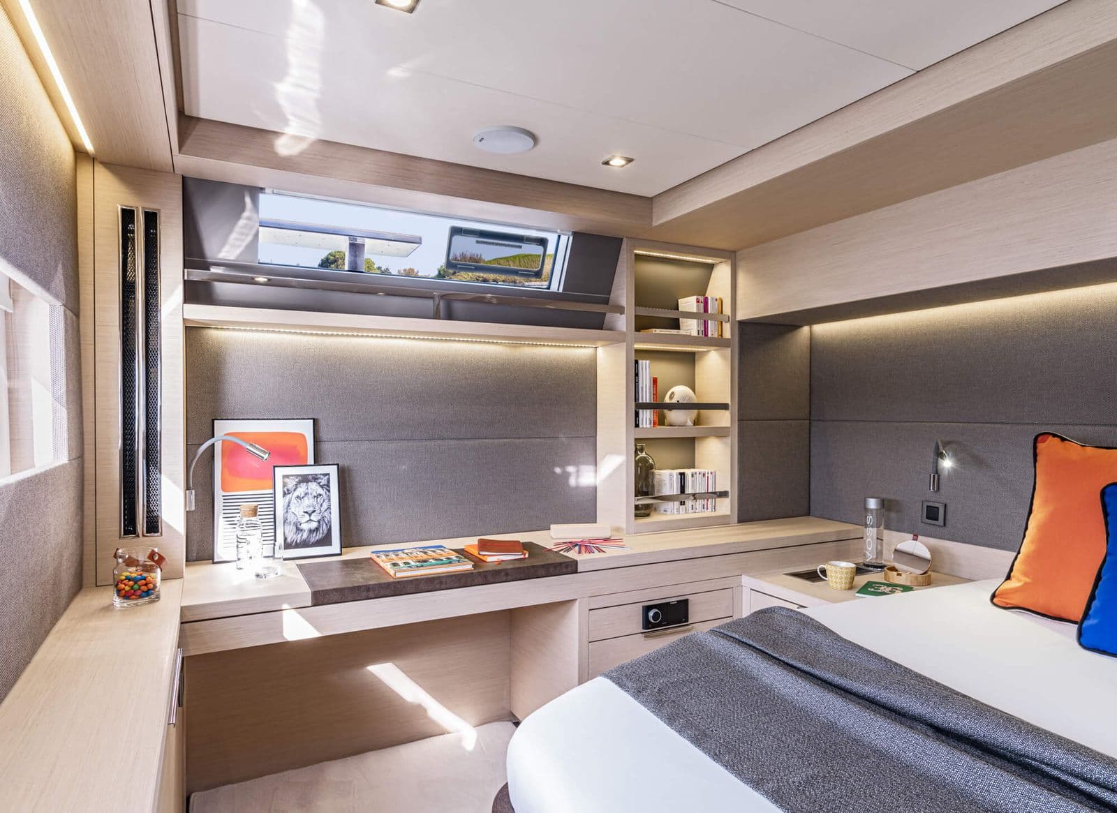 Azul cabin