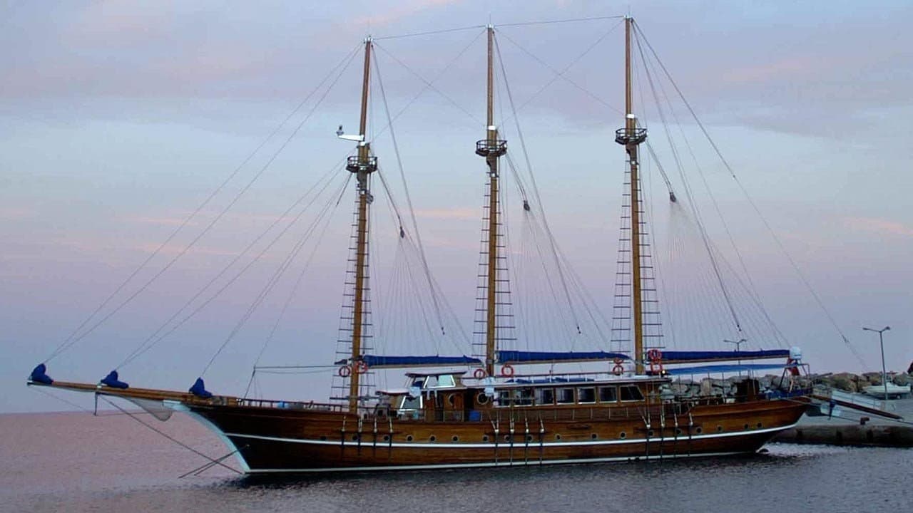 Bahriyeli D deck