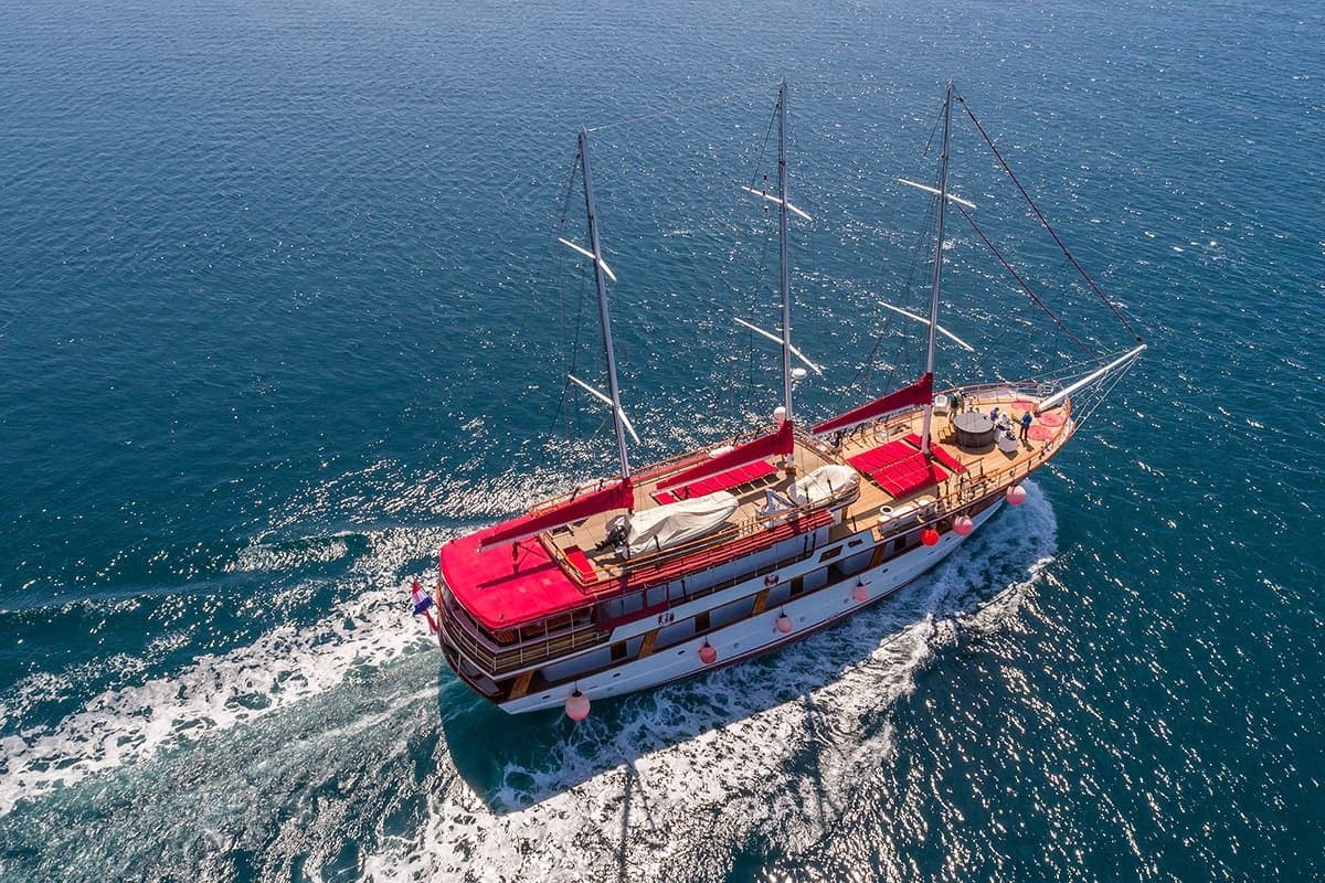 Barbara exterior