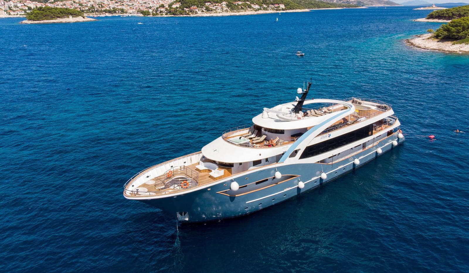 Bella exterior