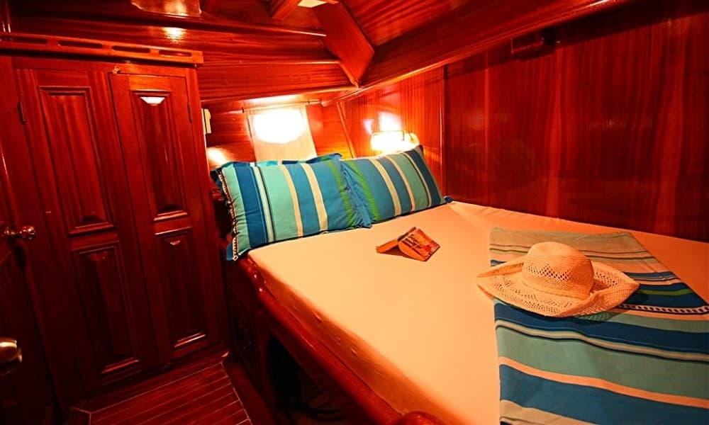 Blue Cruise dining