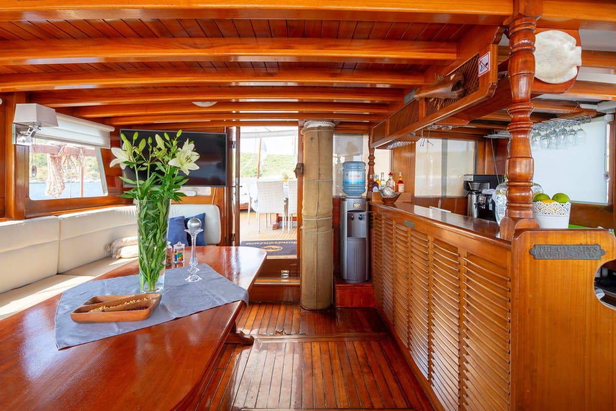 Bonaventura cabin