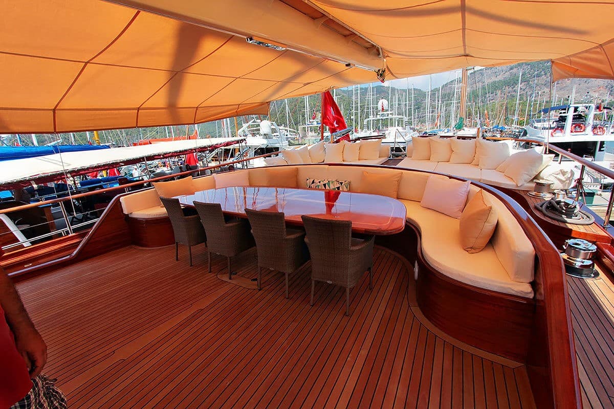 Carpe Diem 5 dining