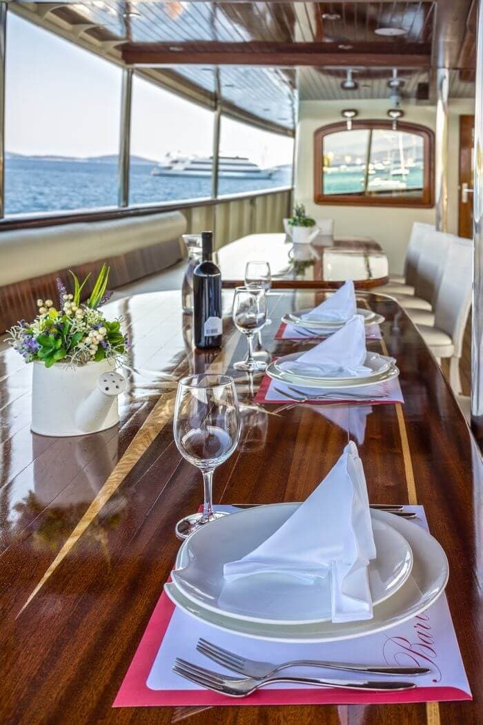 Casablanca dining