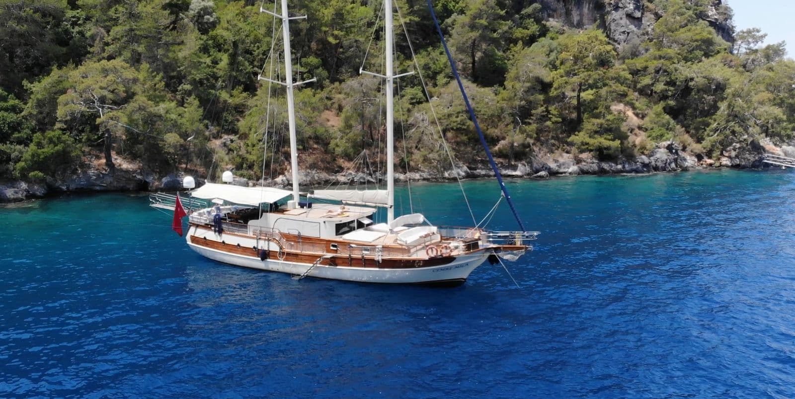 Cemre Mila exterior