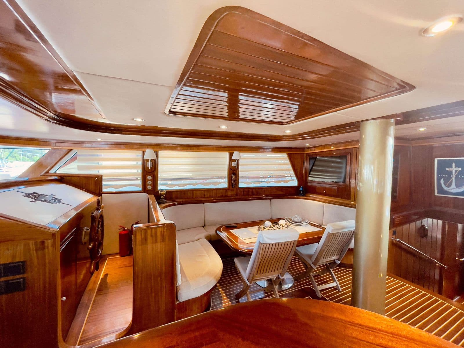 Diva Deniz interior