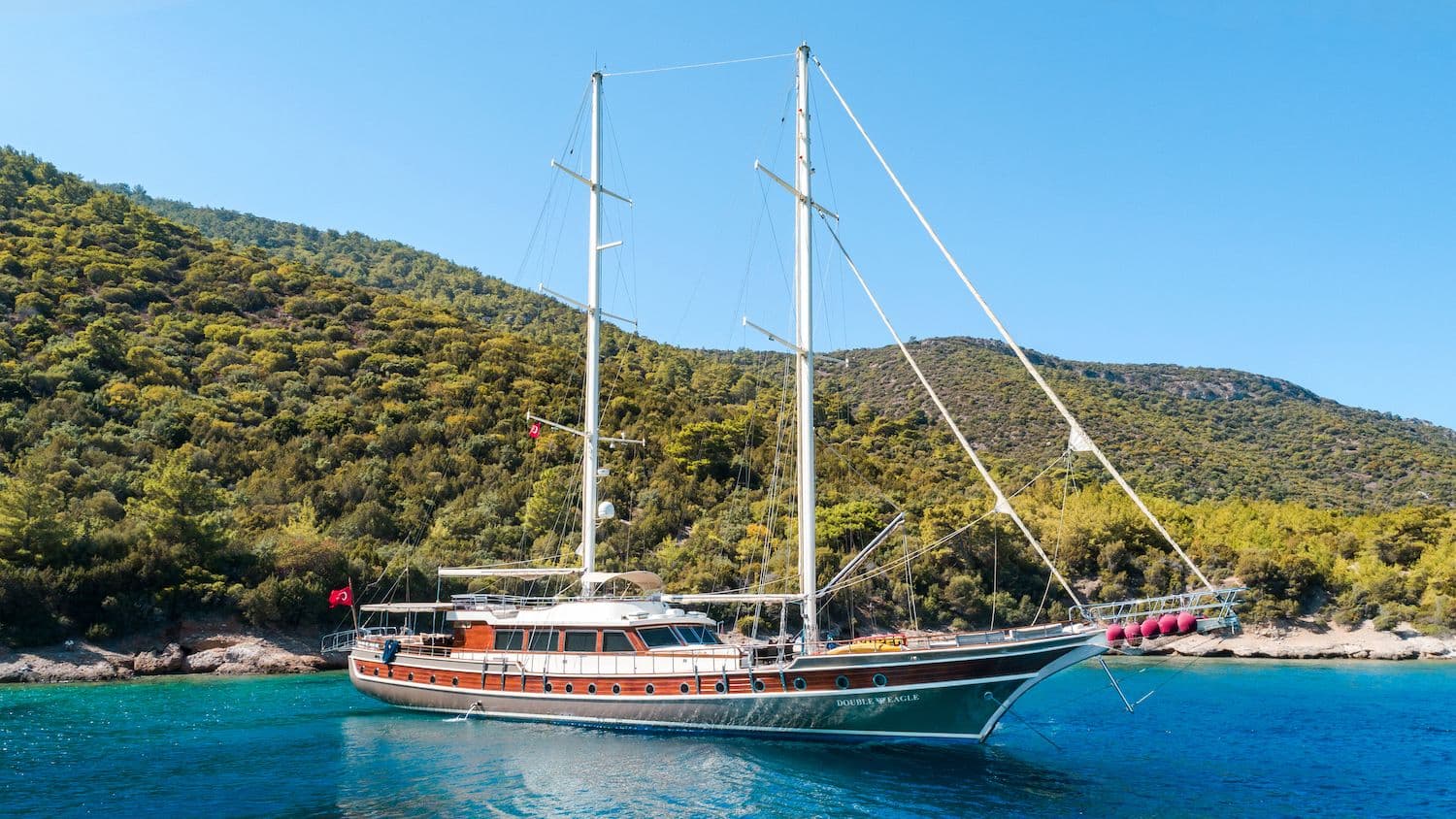 Double Eagle exterior