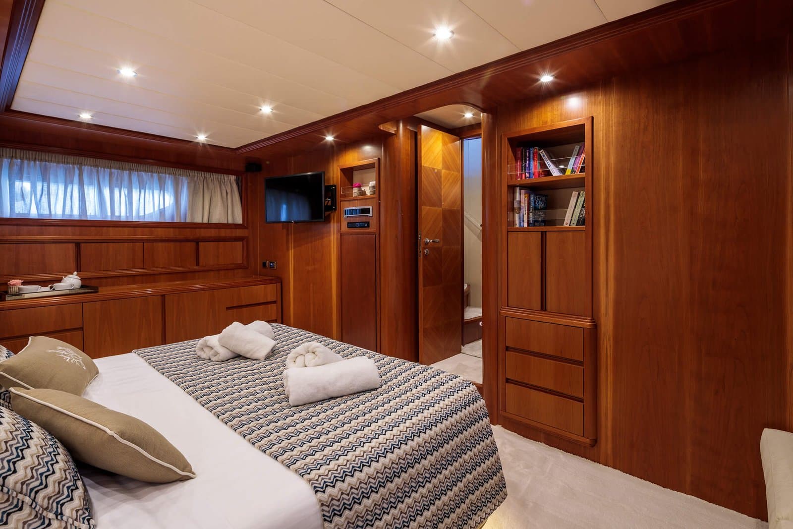 Freedom interior