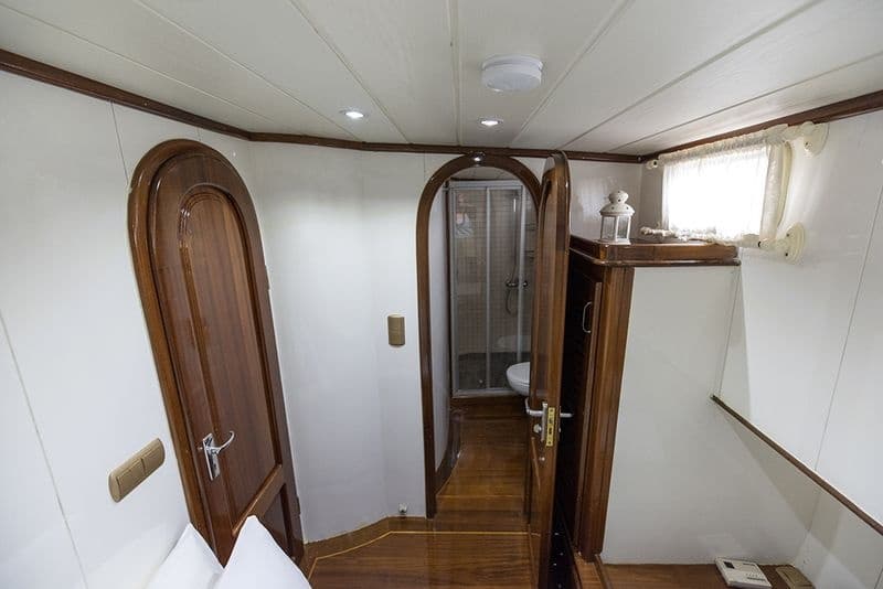 Faralya interior