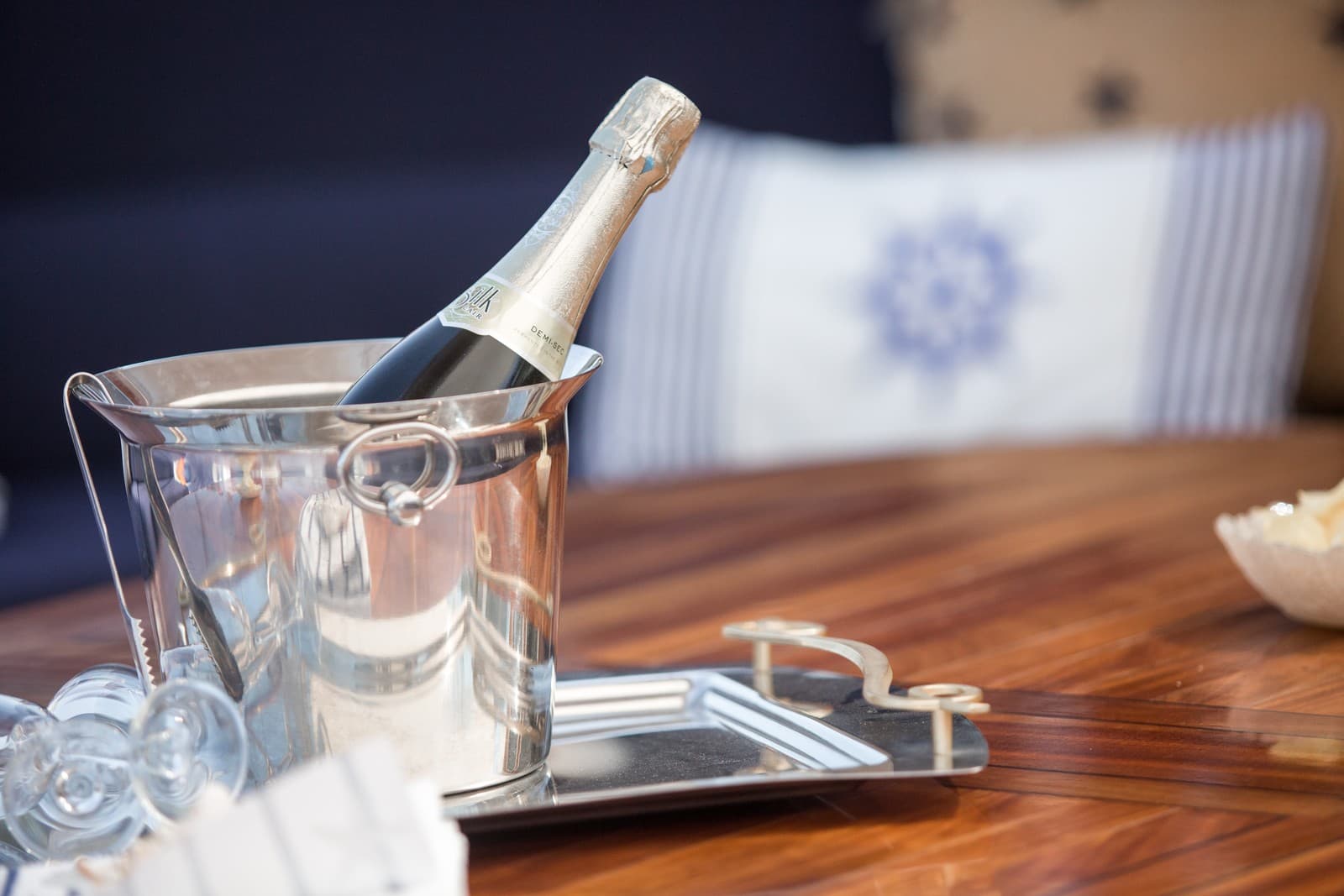 Grand Admiral dining