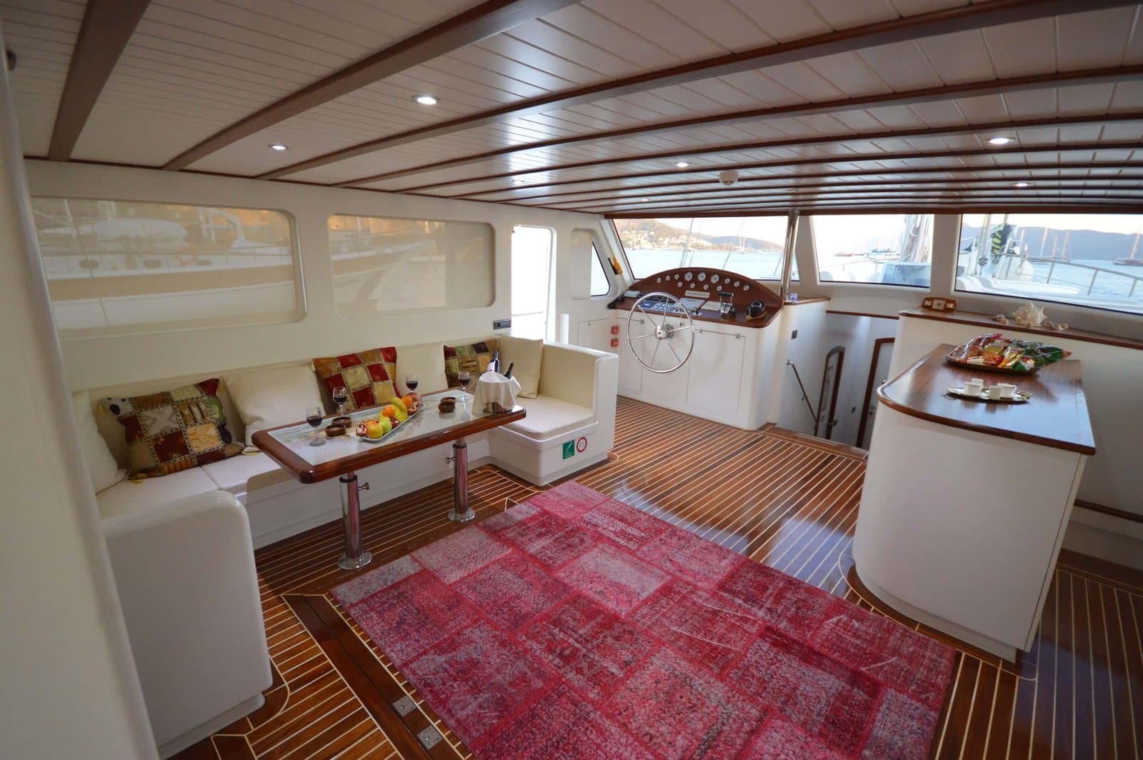 Gul Sultan interior