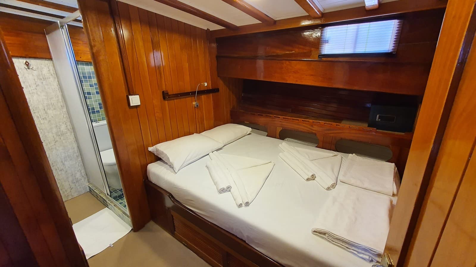 Halil Aga 1 interior