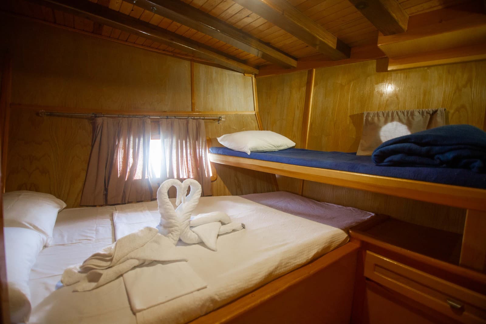 Harmonia cabin