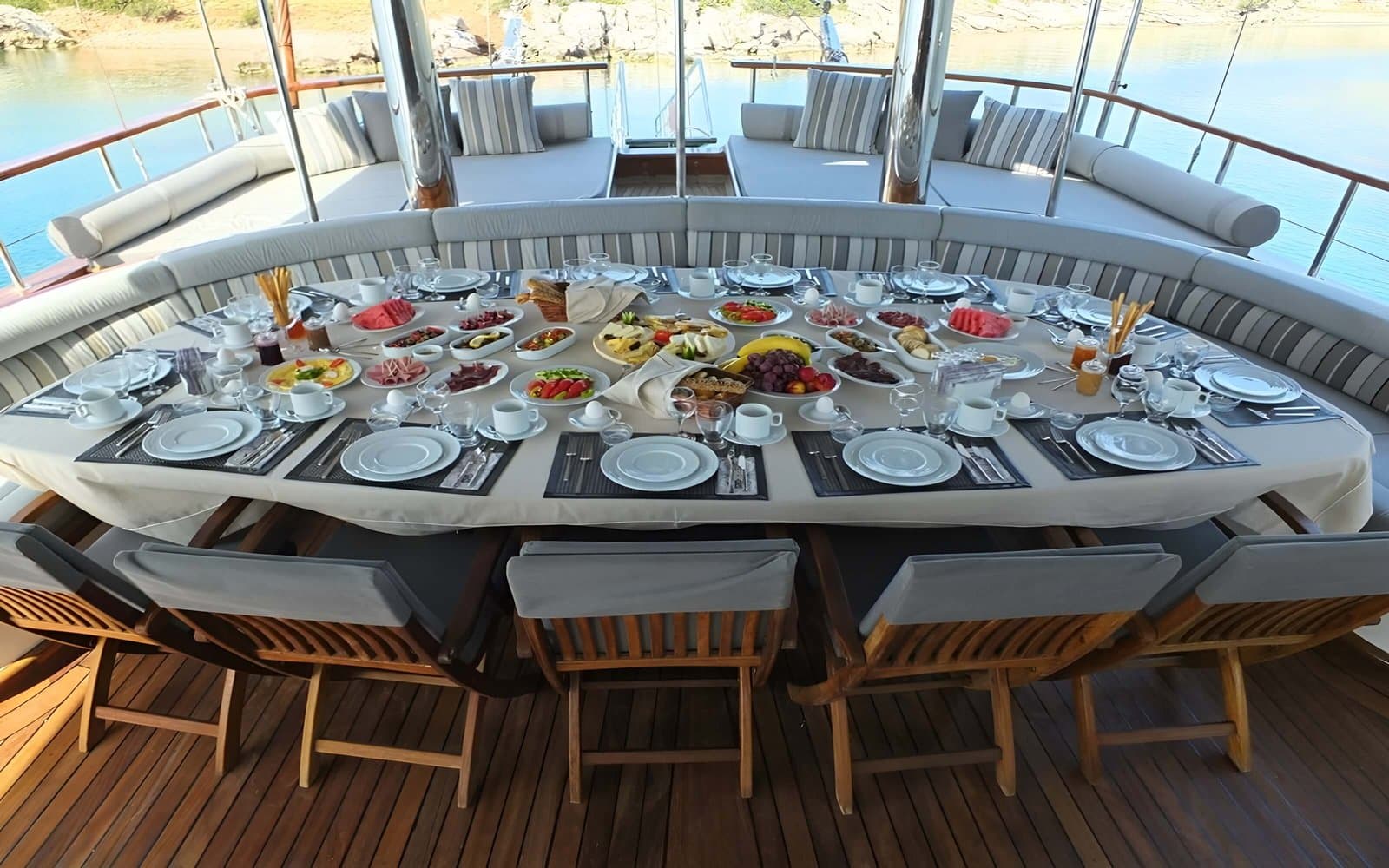 Kaptan Mehmet Bugra cabin