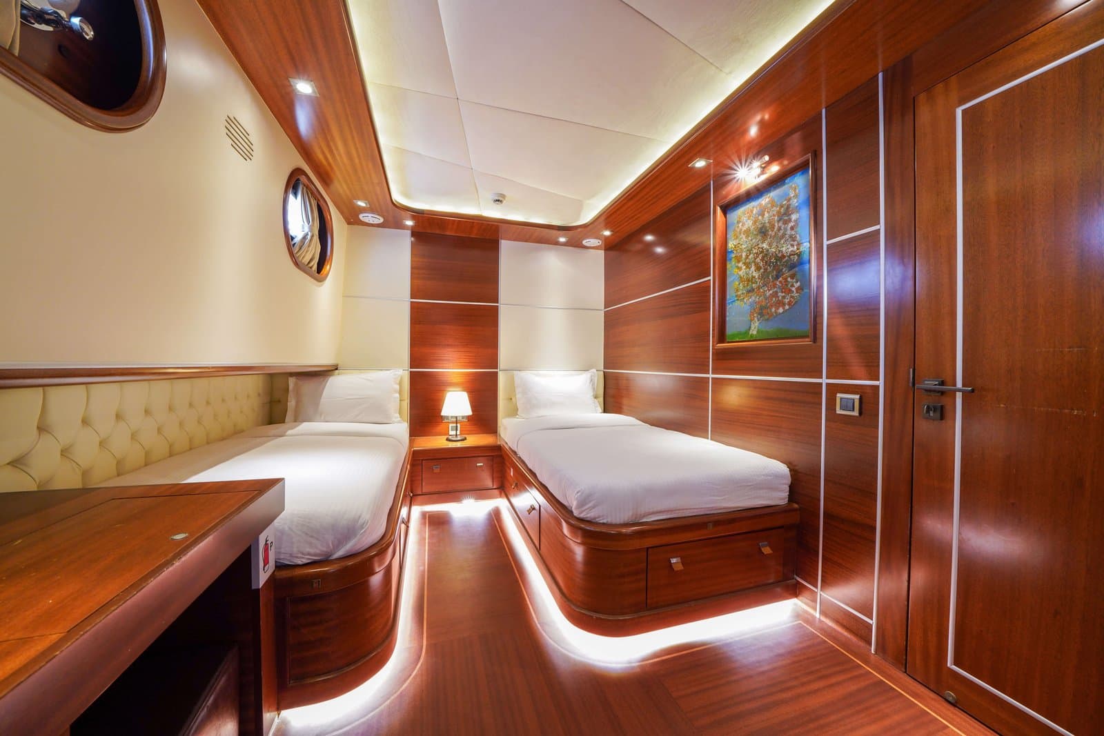 La Bella Vita interior