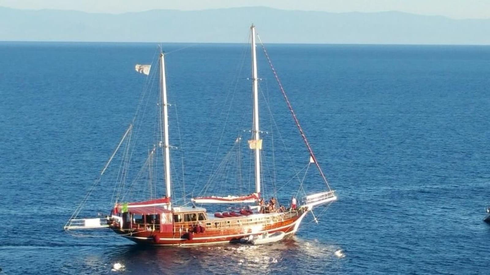 Latife Sultan exterior