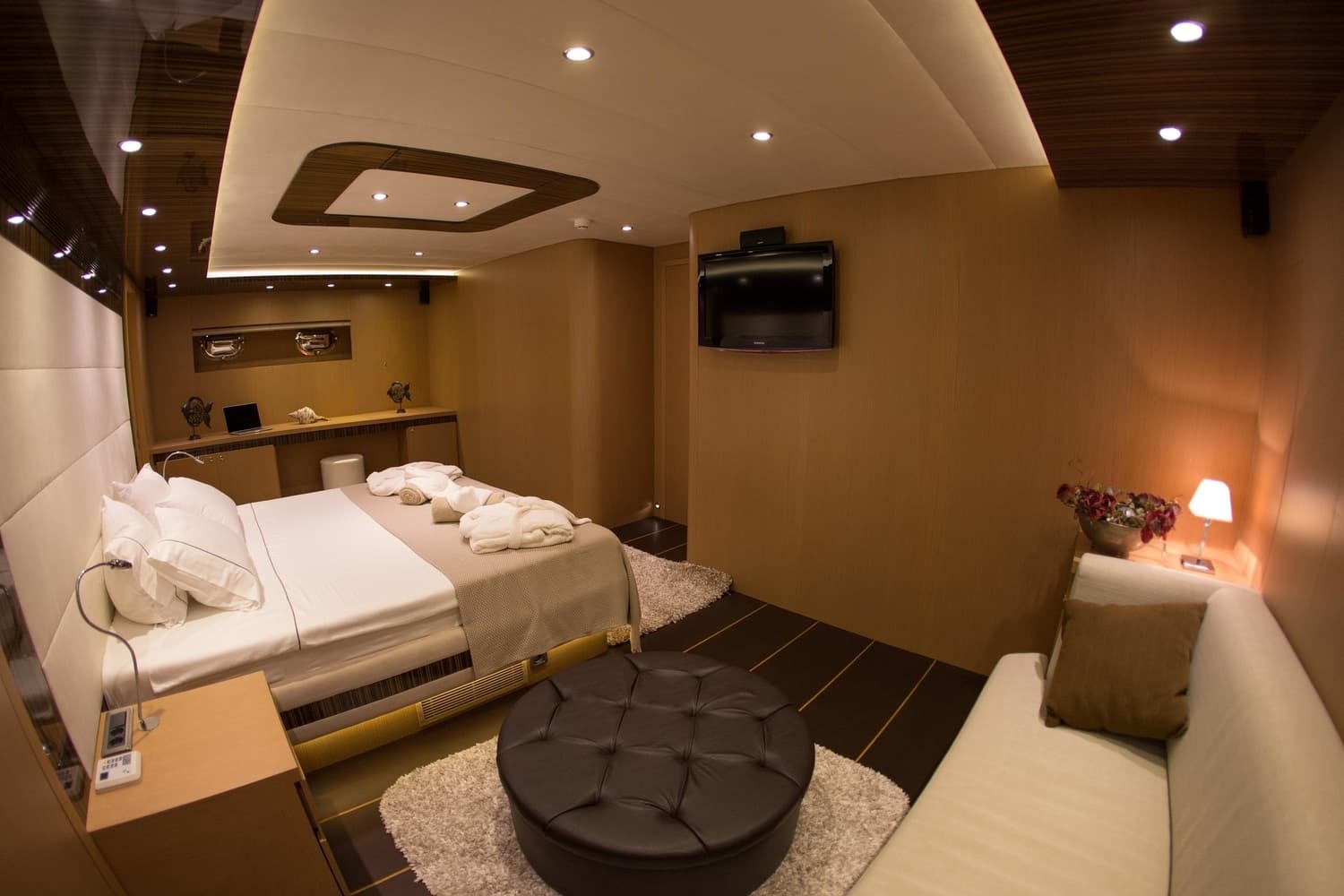 Le Pietre interior
