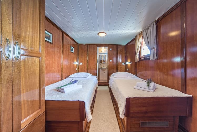 Luna interior